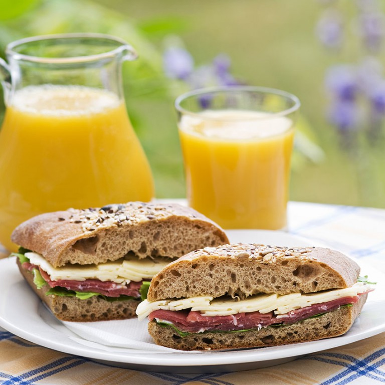 Melk, karnemelk en jus d’orange