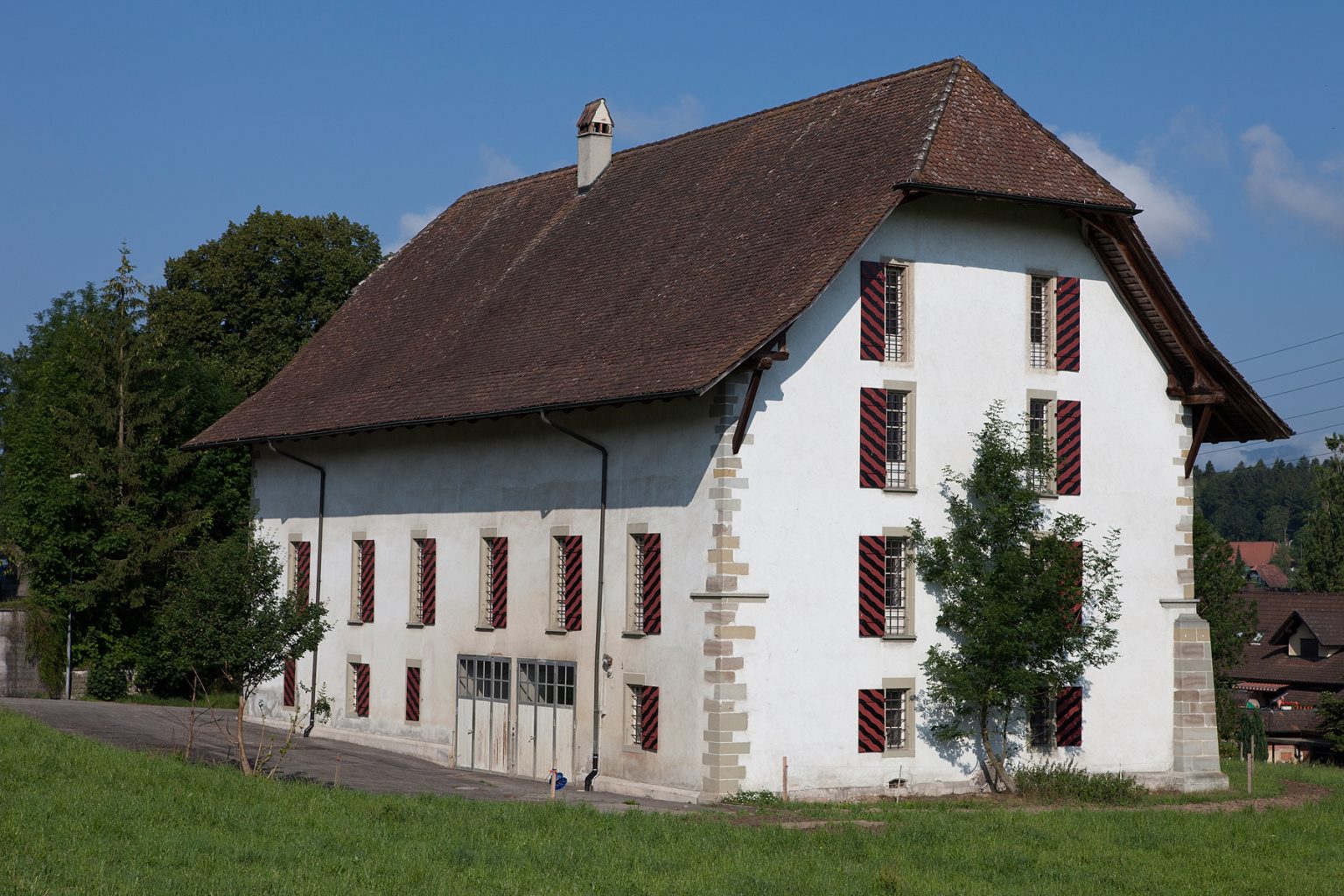 Het Kornhaus in Aarwangen, waar distilleerderij Langatun sinds 2014 is gevestigd