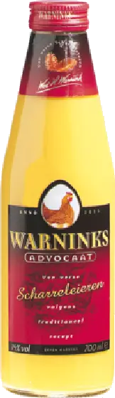 Een fles uit het schap advocaat in de winkel aan de Brink in Bathmen