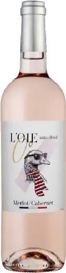 Een fles L'OIE 0°, uit het schap in de winkel in Bathmen
