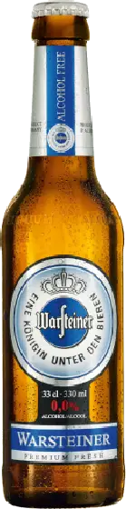 Een fles Warsteiner, uit het schap in de winkel in Bathmen