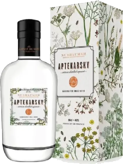 Een fles Nusbaumer, uit het schap in de winkel in Bathmen