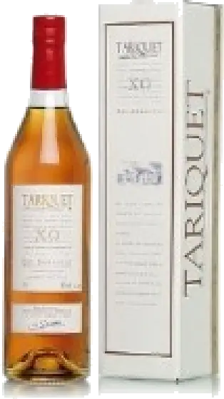 Een fles Chateau Du Tariquet, uit het schap in de winkel in Bathmen