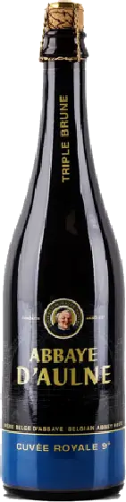 Een fles Abbaye, uit het schap in de winkel in Bathmen
