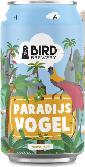 Een fles Bird Brewery, uit het schap in de winkel in Bathmen