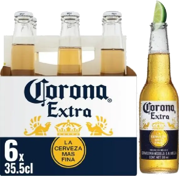 Een fles Corona, uit het schap in de winkel in Bathmen