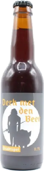 Een fles Derk met den Beer, uit het schap in de winkel in Bathmen