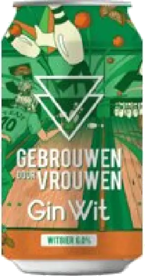 Een fles Gebrouwen door Vrouwen, uit het schap in de winkel in Bathmen
