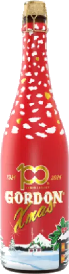 Een fles Gordon, uit het schap in de winkel in Bathmen