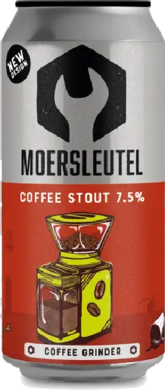 Een fles Moersleutel, uit het schap in de winkel in Bathmen