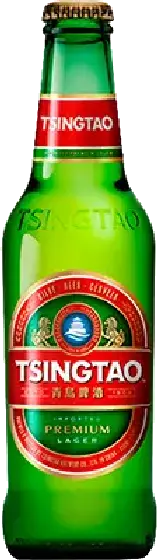 Een fles Tsingtao, uit het schap in de winkel in Bathmen