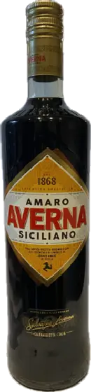 Een fles Averna, uit het schap in de winkel in Bathmen