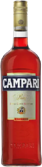 Een fles Campari, uit het schap in de winkel in Bathmen
