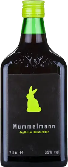 Een fles Mummelmann, uit het schap in de winkel in Bathmen