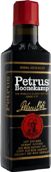 Een fles Petrus, uit het schap in de winkel in Bathmen