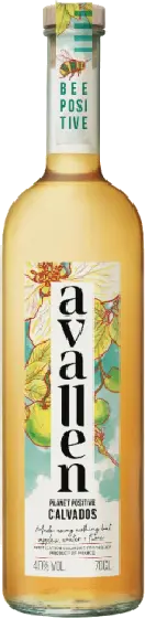 Een fles Avallen, uit het schap in de winkel in Bathmen