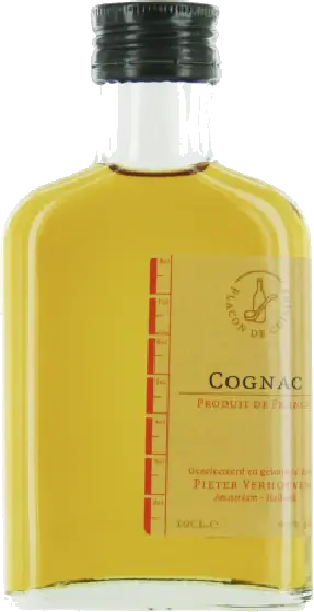 Een fles Cuisine, uit het schap in de winkel in Bathmen