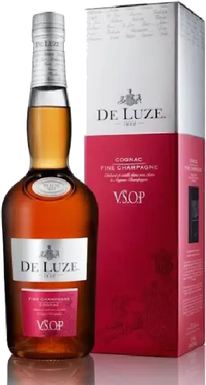 Een fles De Luze, uit het schap in de winkel in Bathmen