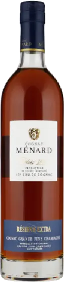 Een fles Menard, uit het schap in de winkel in Bathmen