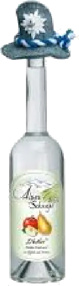 Een fles Obstler Alpenschnaps, uit het schap in de winkel in Bathmen
