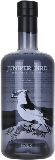 Een fles Juniper Bird, uit het schap in de winkel in Bathmen