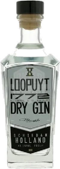 Een fles Loopuyt, uit het schap in de winkel in Bathmen