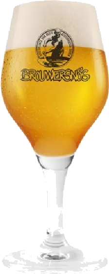 Een glas van Brouwersnos, uit het schap in de winkel in Bathmen