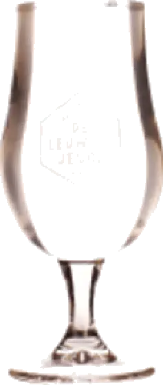 Een glas van De Eeuwige Jeugd, uit het schap in de winkel in Bathmen