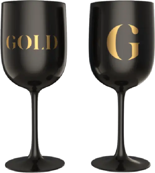 Een glas van Gold Dry, uit het schap in de winkel in Bathmen