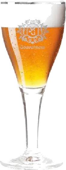 Een glas van Gouverneur, uit het schap in de winkel in Bathmen