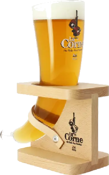 Een glas van La Corne, uit het schap in de winkel in Bathmen