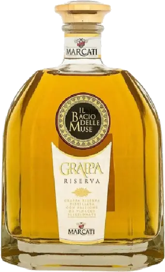 Een fles Marcati, uit het schap in de winkel in Bathmen
