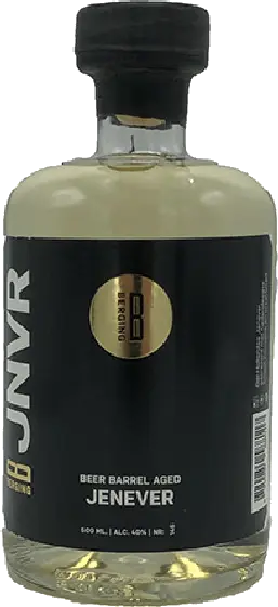 Een fles Berging, uit het schap in de winkel in Bathmen