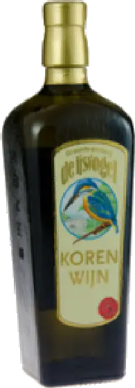 Een fles De IJsvogel, uit het schap in de winkel in Bathmen