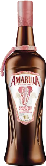 Een fles Amarula, uit het schap in de winkel in Bathmen