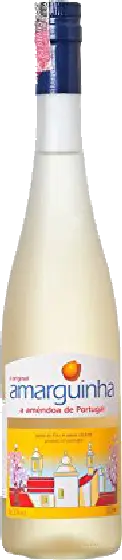 Een fles Amendoa, uit het schap in de winkel in Bathmen