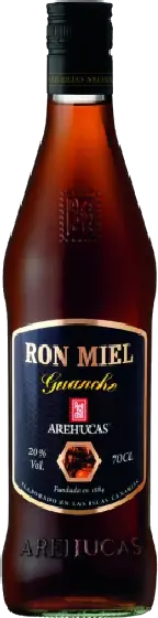 Een fles Arehucas, uit het schap in de winkel in Bathmen