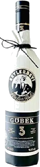 Een fles Beylerbeyi, uit het schap in de winkel in Bathmen