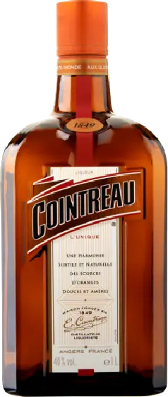 Een fles Cointreau, uit het schap in de winkel in Bathmen