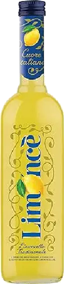 Een fles Limoncé, uit het schap in de winkel in Bathmen