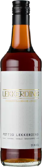 Een fles Pittig, uit het schap in de winkel in Bathmen