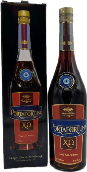 Een fles Portafortuna, uit het schap in de winkel in Bathmen