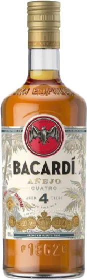 Een fles Bacardi, uit het schap in de winkel in Bathmen
