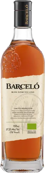 Een fles Barceló, uit het schap in de winkel in Bathmen