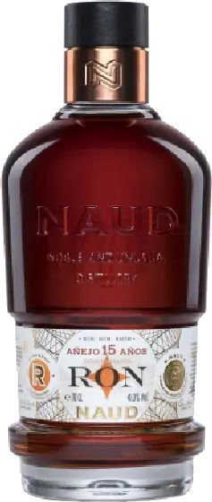 Een fles Naud, uit het schap in de winkel in Bathmen