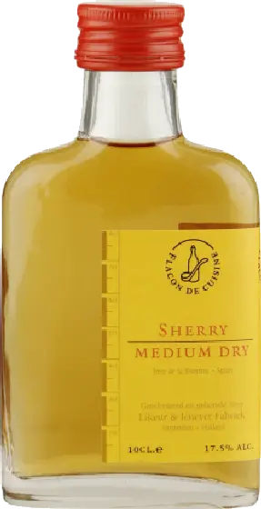 Een fles Cuisine, uit het schap in de winkel in Bathmen