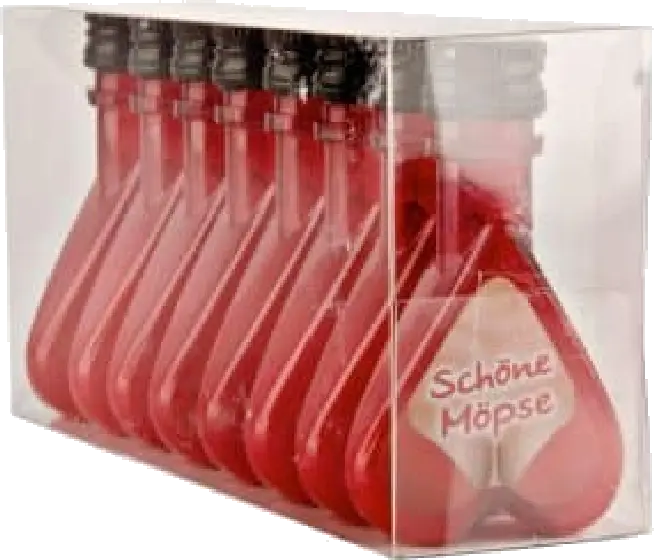 Een fles Schone Mopse, uit het schap in de winkel in Bathmen
