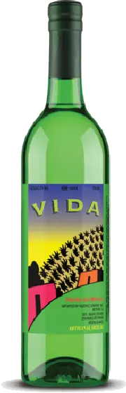 Een fles Del Maguey, uit het schap in de winkel in Bathmen