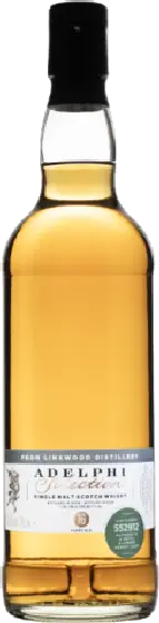 Een fles Adelphi, uit het schap in de winkel in Bathmen