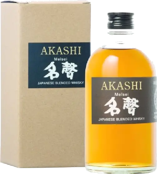 Een fles Akashi, uit het schap in de winkel in Bathmen